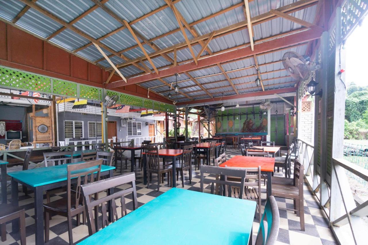 Oyo 89646 Panvill Resort Kampong Pasir Bogak Eksteriør billede
