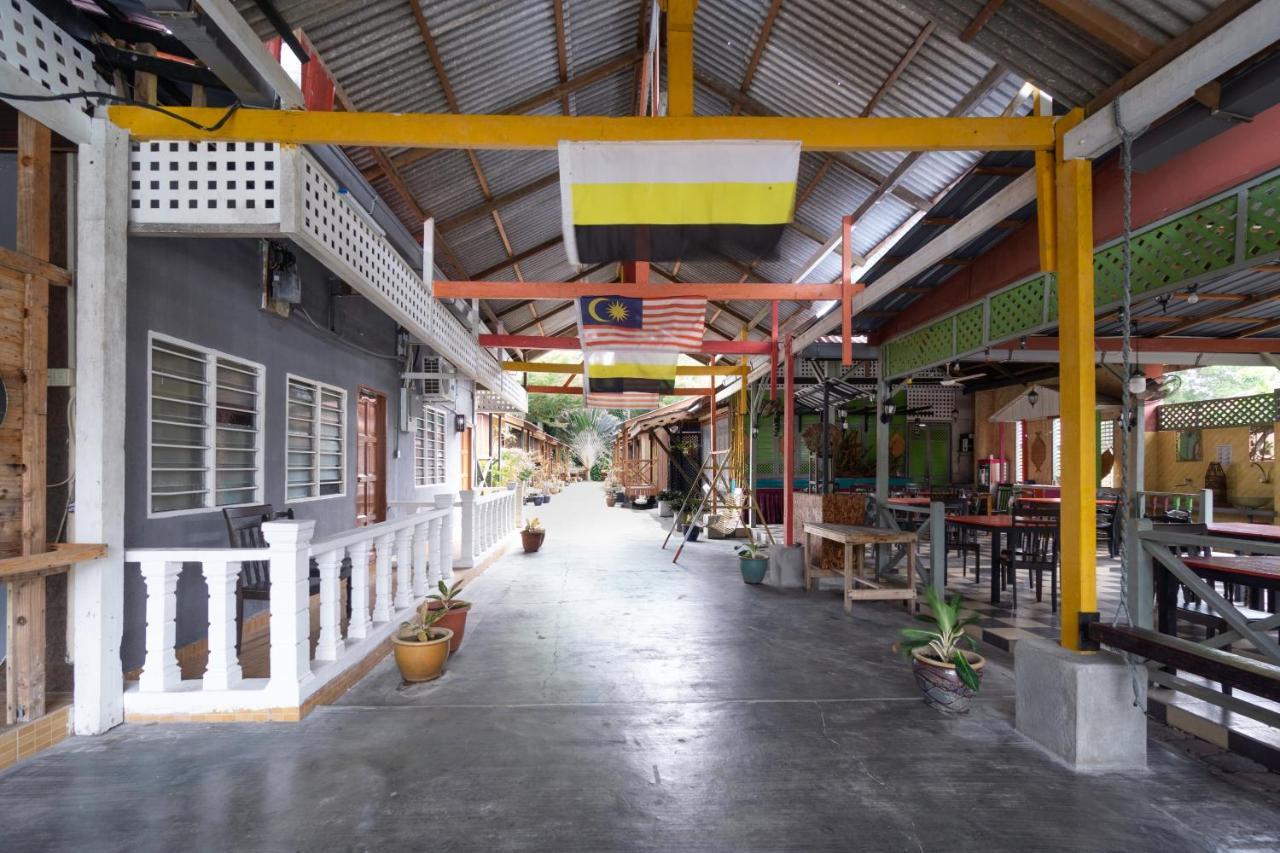Oyo 89646 Panvill Resort Kampong Pasir Bogak Eksteriør billede